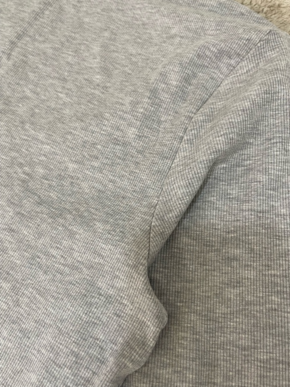 Athleta Women’s Size LG Crew Neck Long Sleeve Top Gray Modal - Picture 10 of 14
